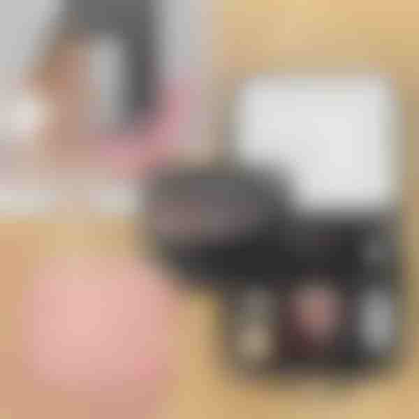 Geantă pentru cosmetice cu oglindă LED  | GLAMANIA