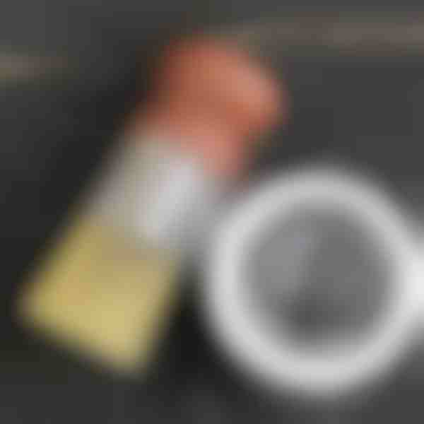 Ceară pentru recondiționarea pielii și a lemnului | REVIVAPRO