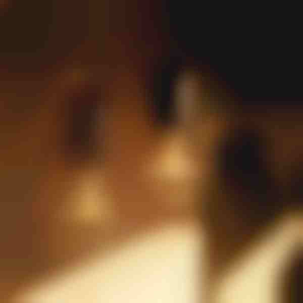 Becuri cu încărcare wireless | LUMINKA